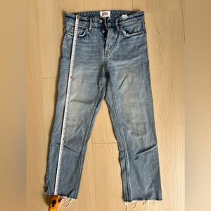 Zara Ankle Straight Jean Size 4